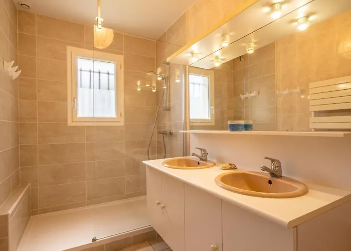 Vakantiehuis Margarin By Interhome Les Mathes